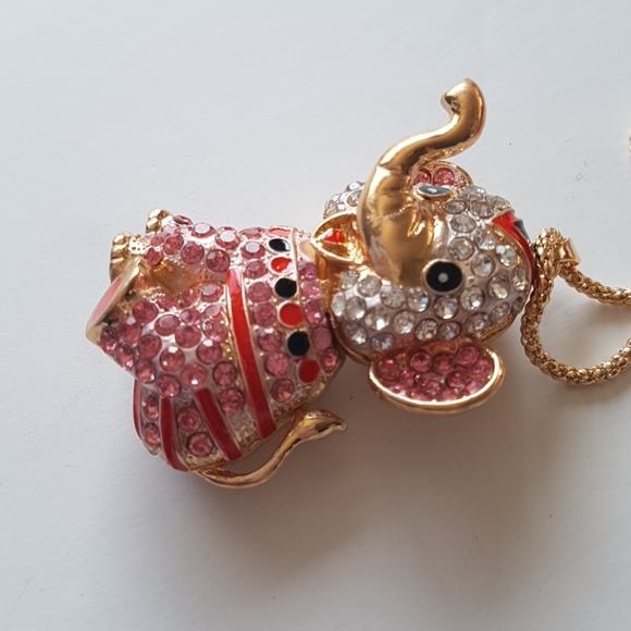 Betsey Johnson Style Necklace Elephant Crystal Pendant - Picture 6 of 8